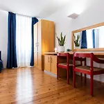 Mab - Maison Des Artistes Hotel Bard