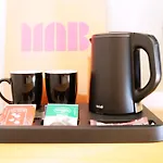 Mab - Maison Des Artistes Hotel 3*