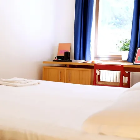 Mab - Maison Des Artistes Hotel 3*